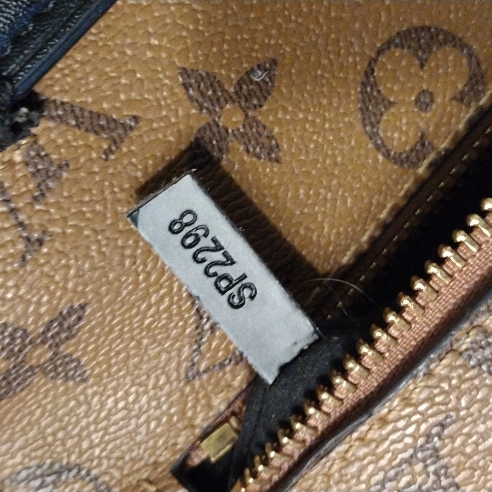 Louis Vuitton Reverse Monogram Pochette Metis - Picture 12 of 16